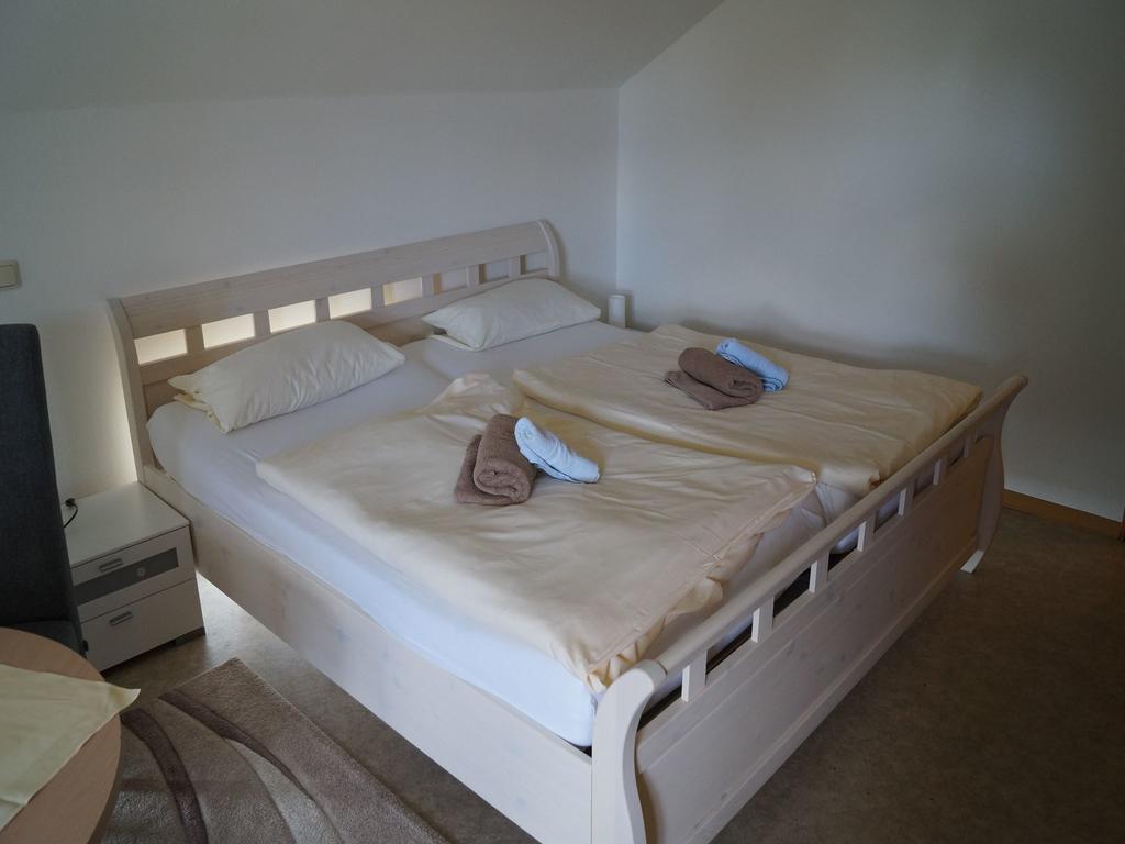 Hotel Gasthuus Ulenhoff Westoverledingen Zimmer foto