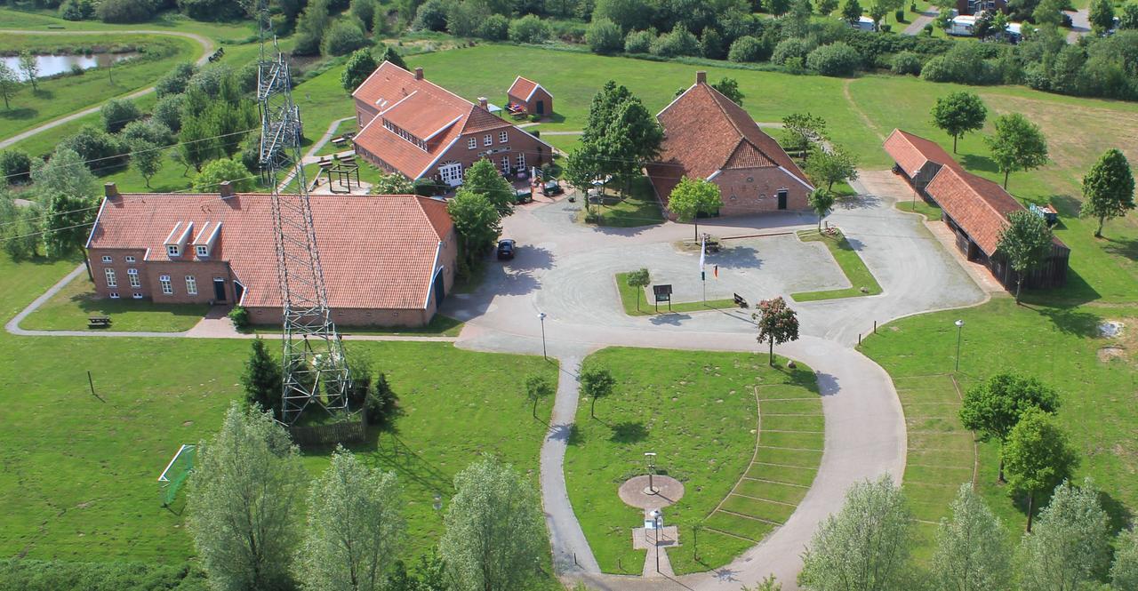 Hotel Gasthuus Ulenhoff Westoverledingen Exterior foto